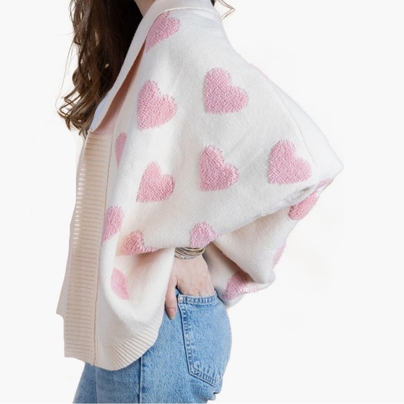 Saachi Heart Cardi - Picture 4 of 6